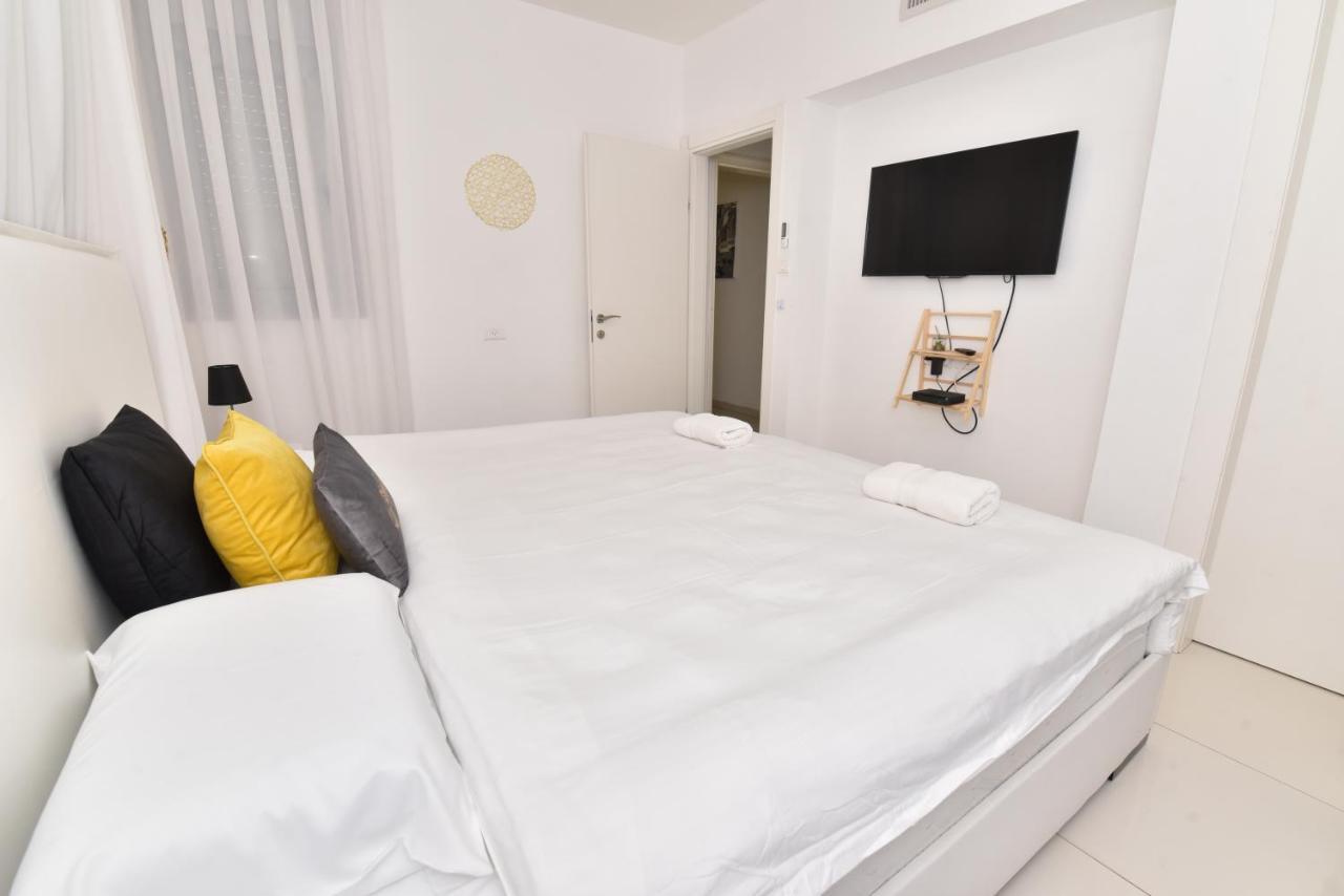 דירת גן דלוקס Apartment Eilat Luaran gambar